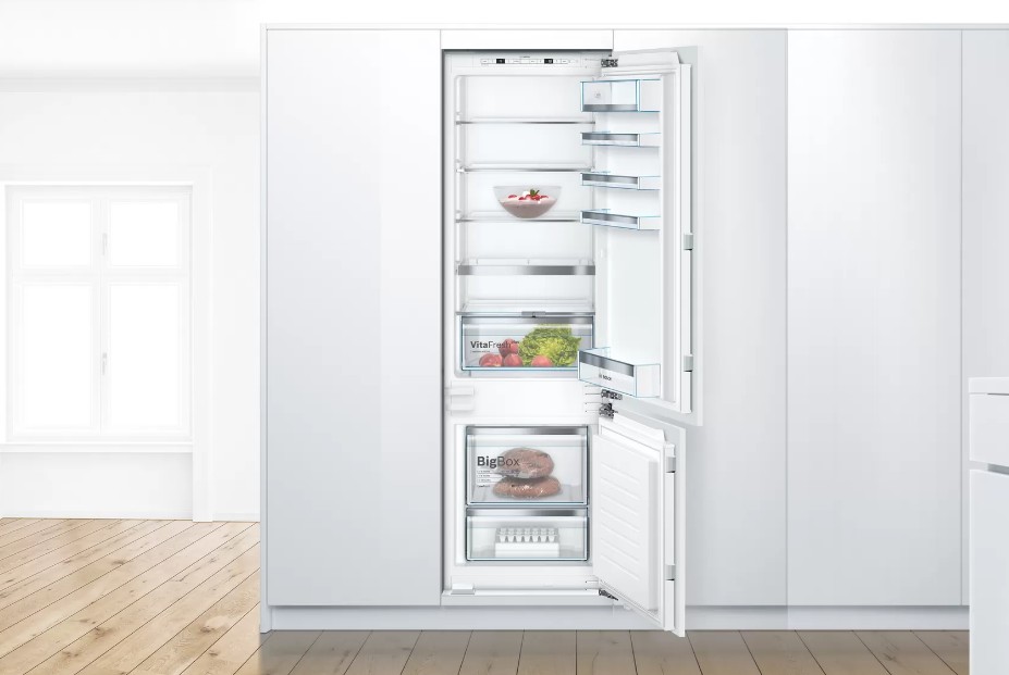 Холодильник встраиваемый Bosch KIS87AF30U в TehnoAdept