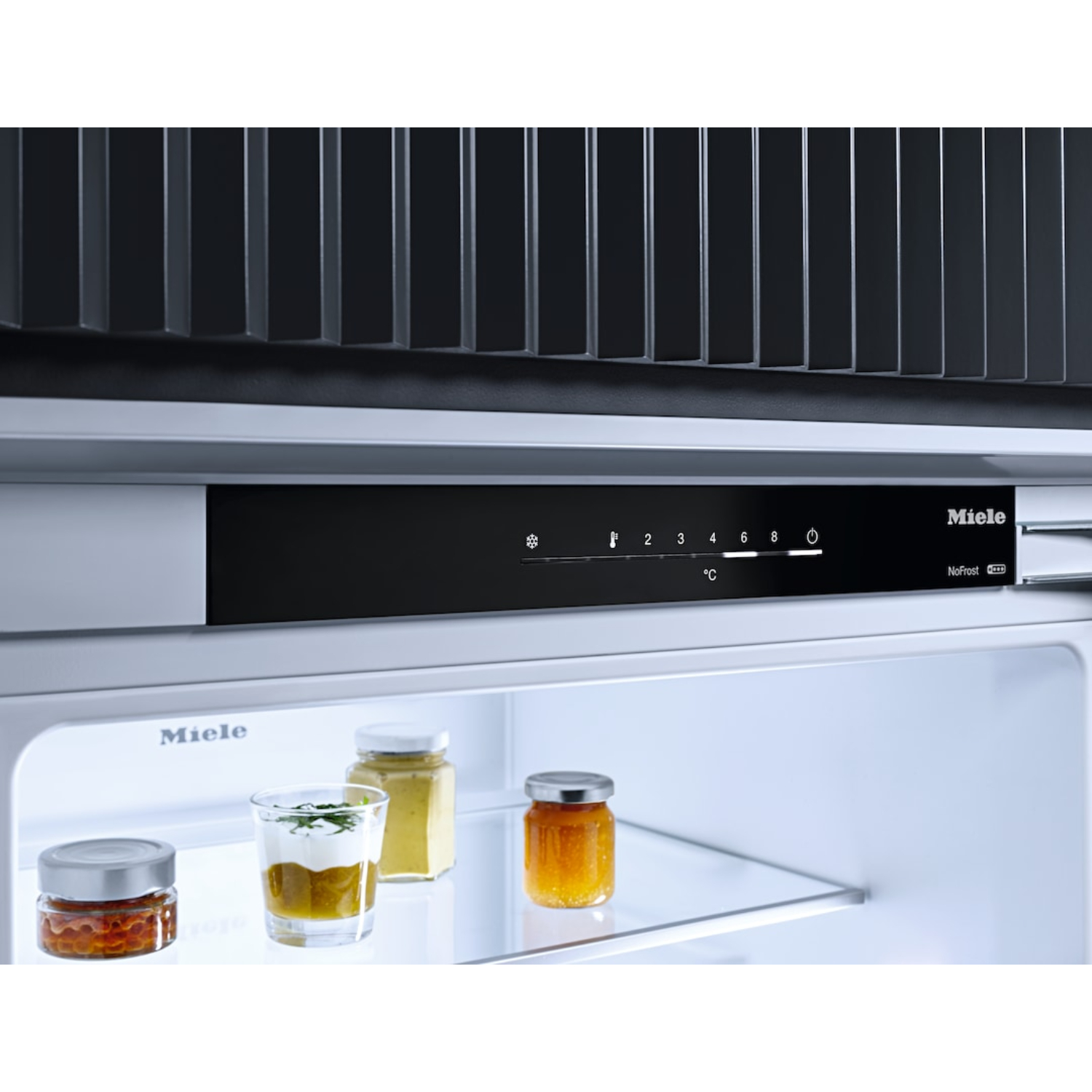Холодильник встраиваемый Miele KDN 7724 E Active, белый в TehnoAdept