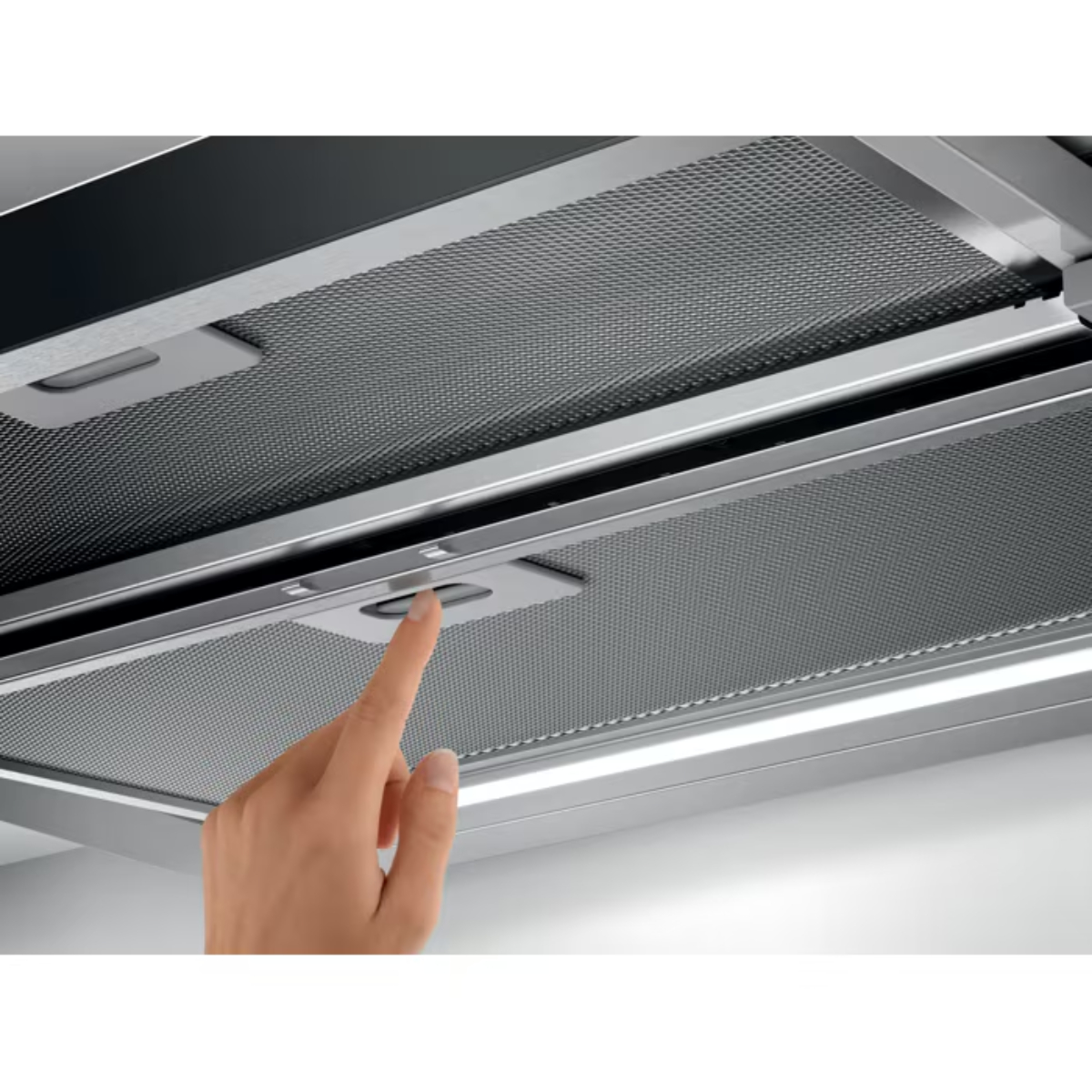 Вытяжка встраиваемая AEG DPE5660M в TehnoAdept