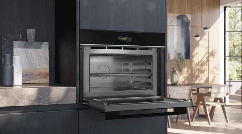 Микроволновая печь встраиваемая Siemens CE732GXB1, черный в TehnoAdept