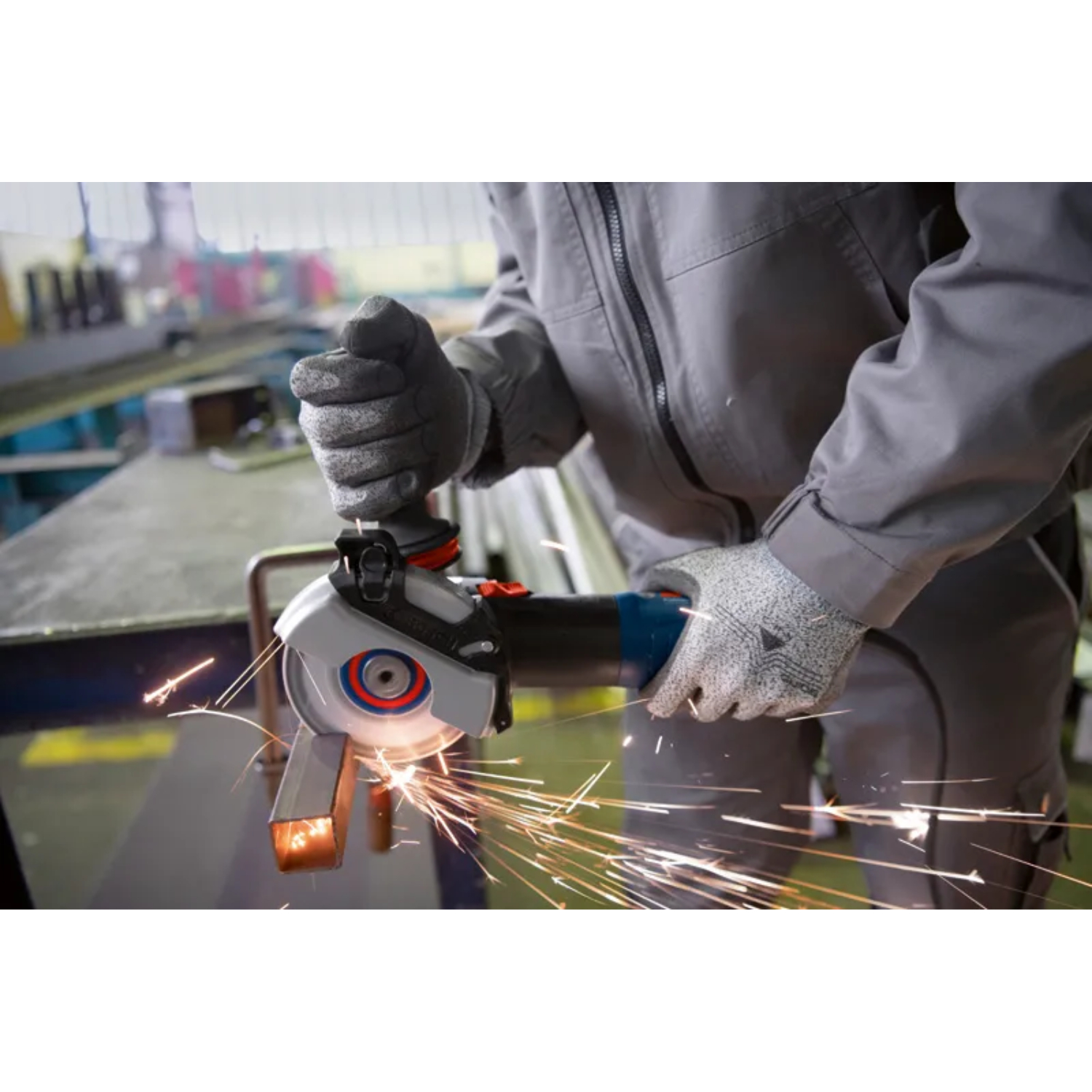 Угловая шлифмашина (болгарка) Bosch GWS 17-125 S (06017D0300) в TehnoAdept