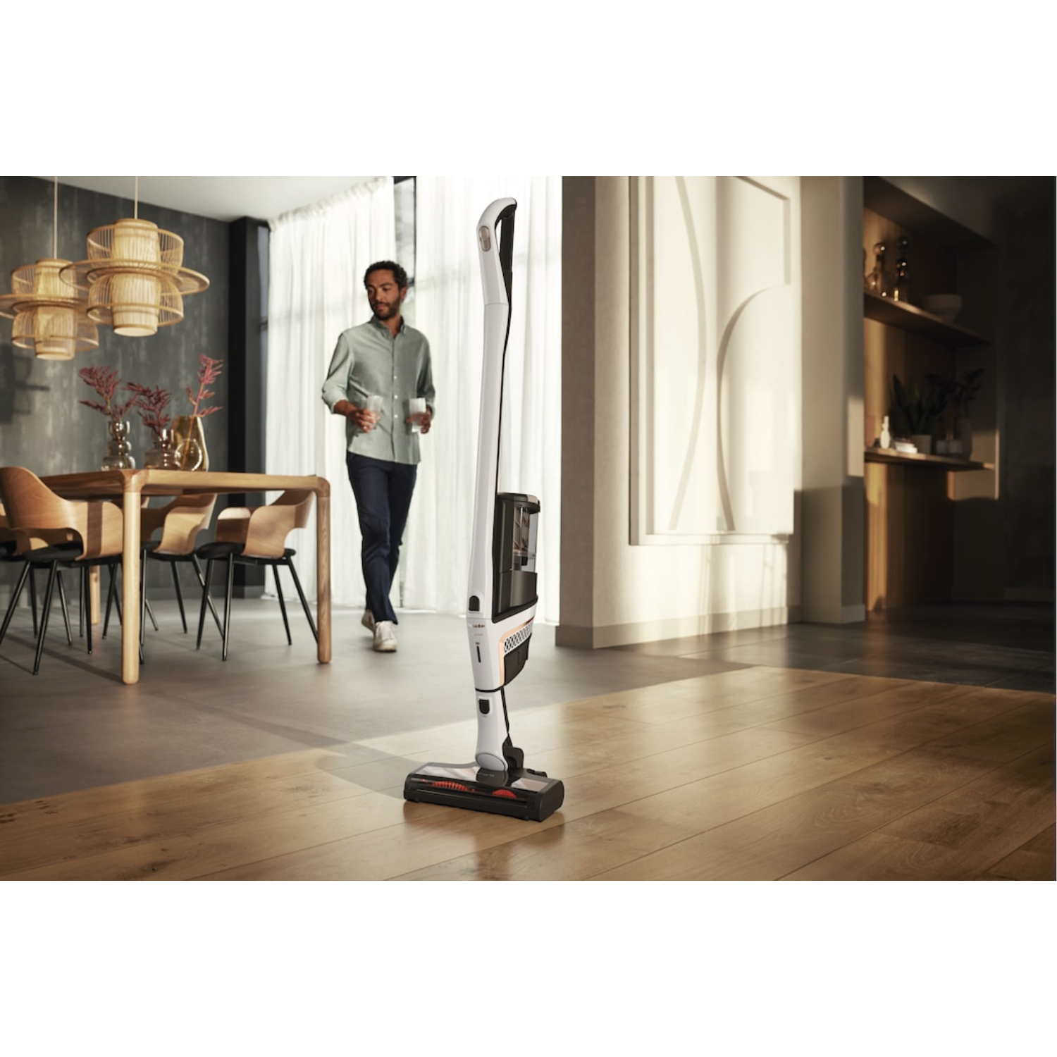 Пылесос вертикальный Miele Triflex HX2 LOWE Lotus White, белый лотос в TehnoAdept