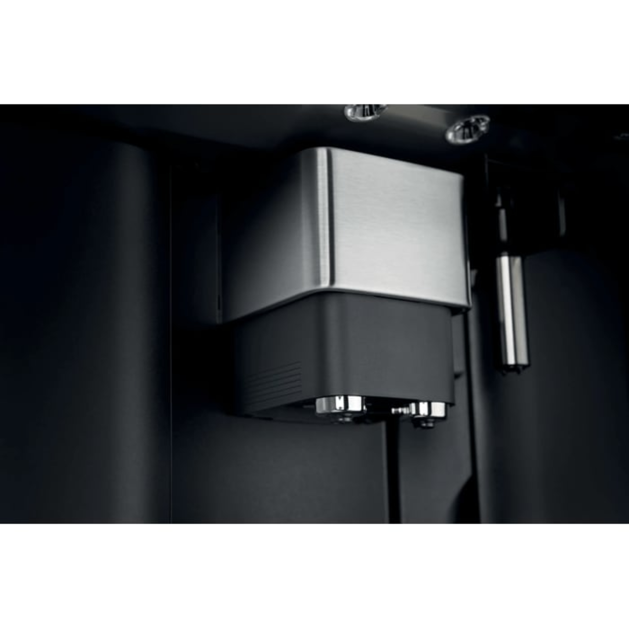 Кофемашина автоматическая Electrolux KBC85X, черный в TehnoAdept