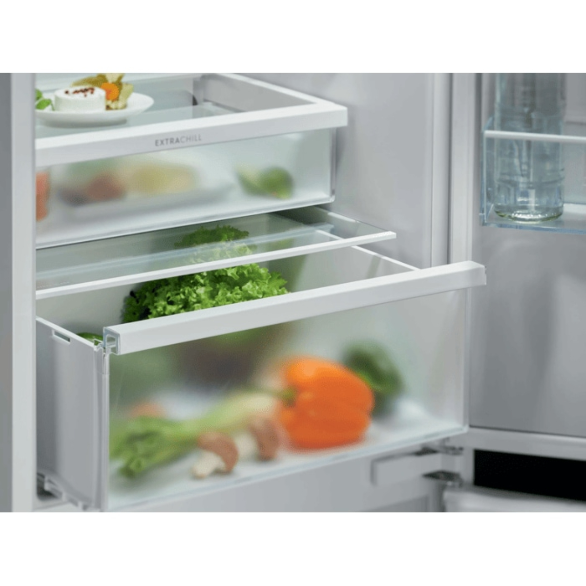 Холодильник встраиваемый Electrolux ENT6MD19S3 в TehnoAdept