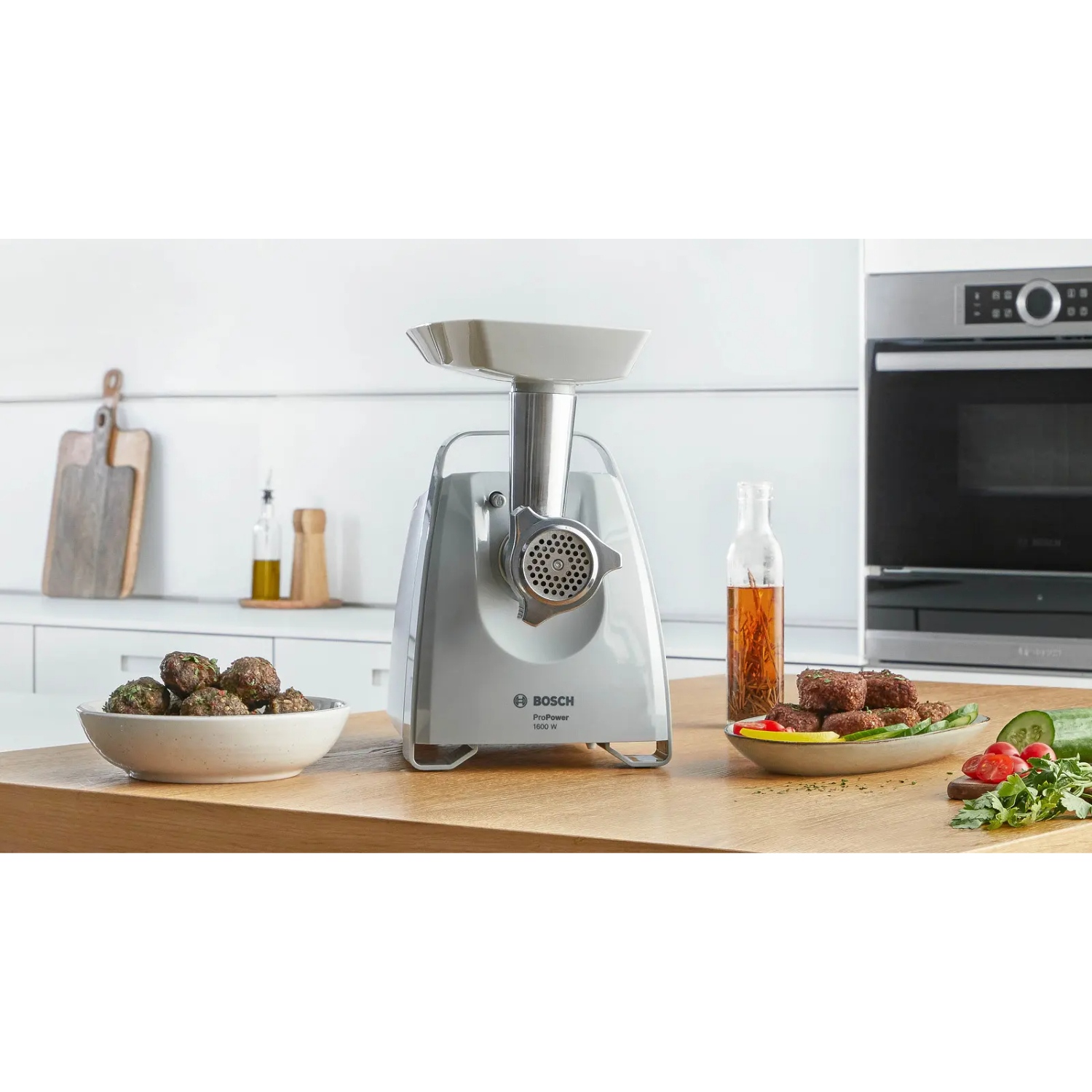 Мясорубка электрическая Bosch MFW45020, белый/серый в TehnoAdept