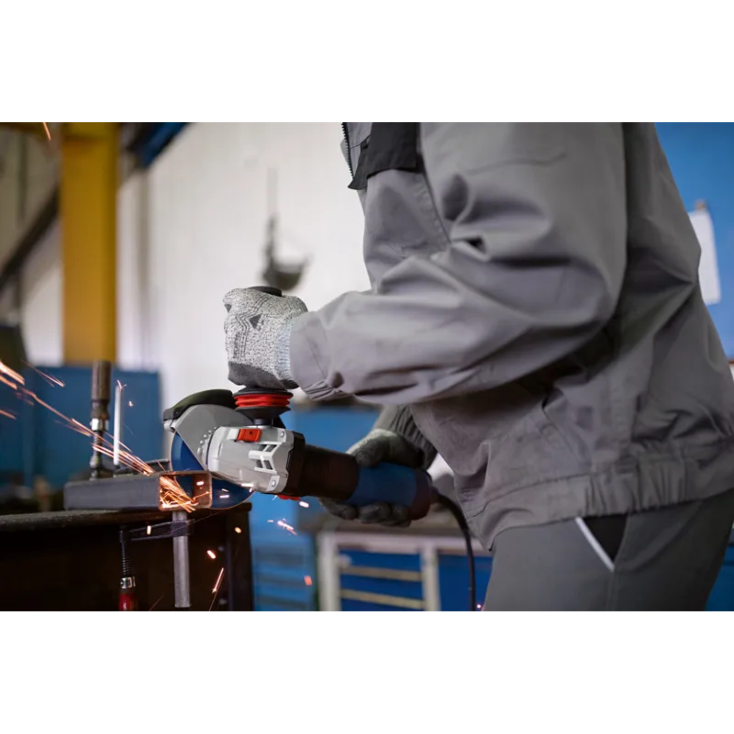 Угловая шлифмашина (болгарка) Bosch GWS 17-125 S (06017D0300) в TehnoAdept