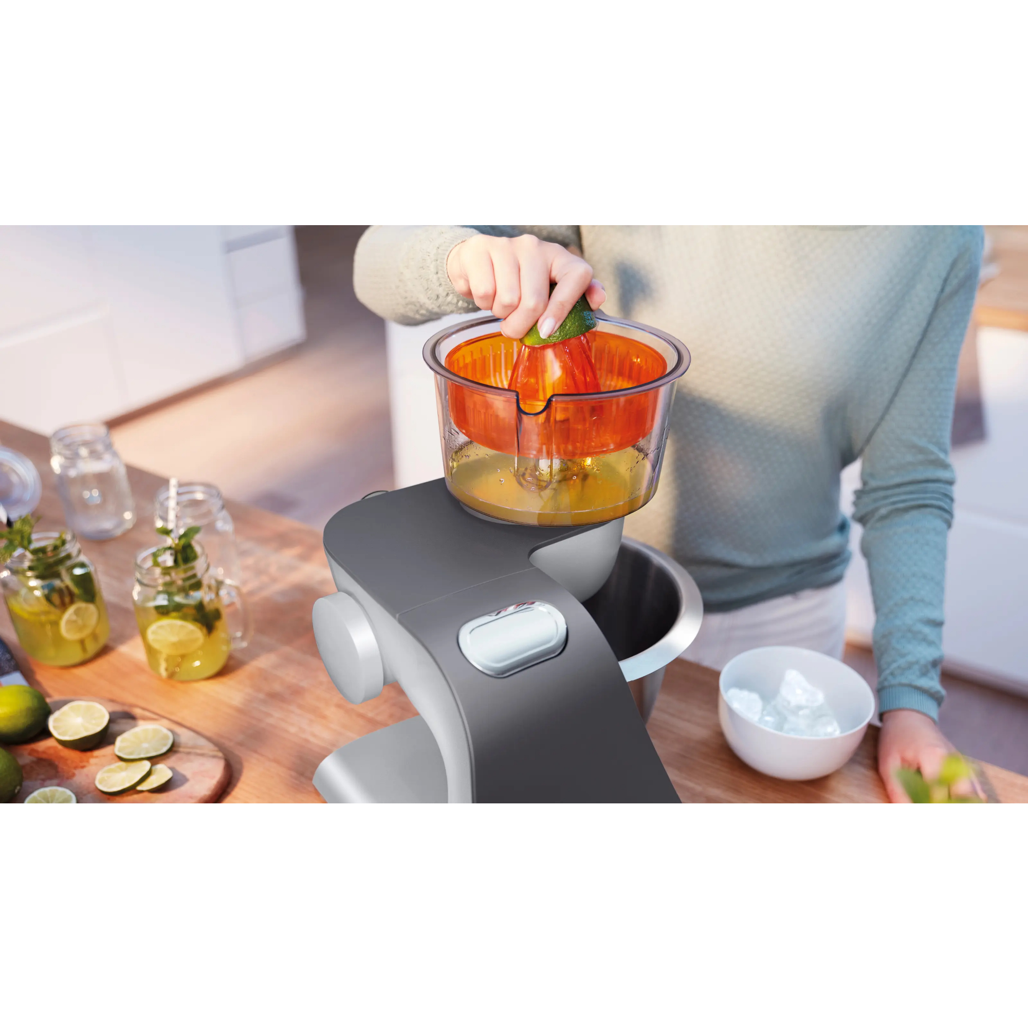 Кухонная машина Bosch MUM58359, серебристый в TehnoAdept
