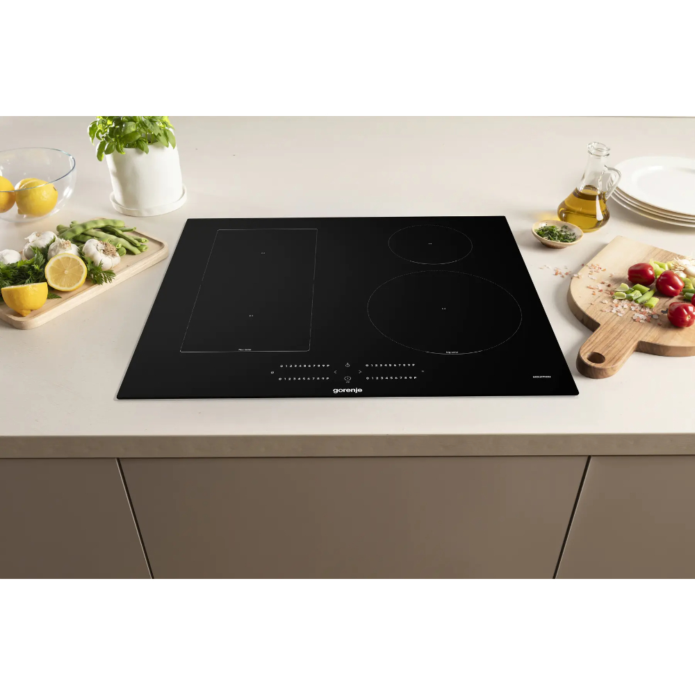 Варочная панель индукционная Gorenje GIC6422BSC, черный в TehnoAdept