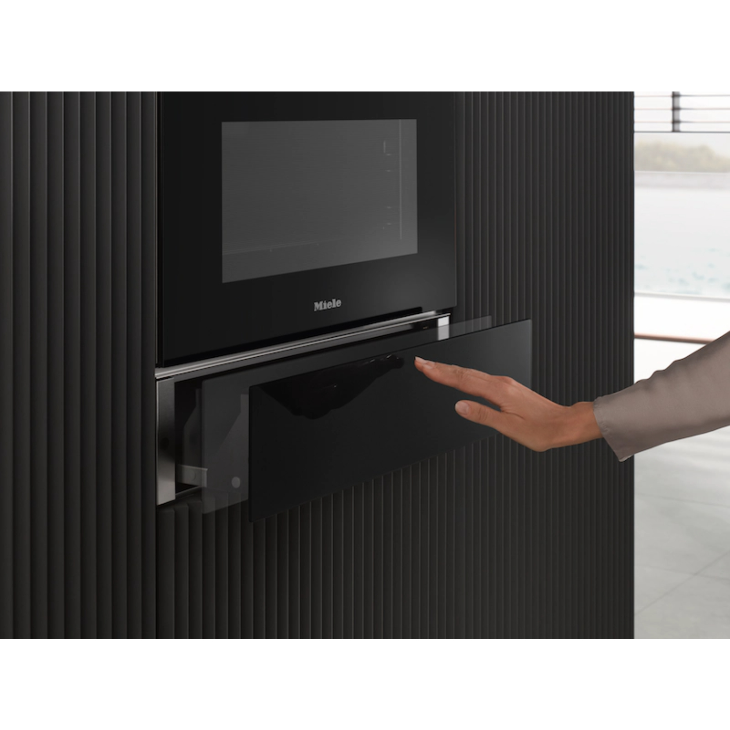 Подогреватель посуды Miele ESW 7010 OBSW Obsidian Black, черный обсидиан в TehnoAdept