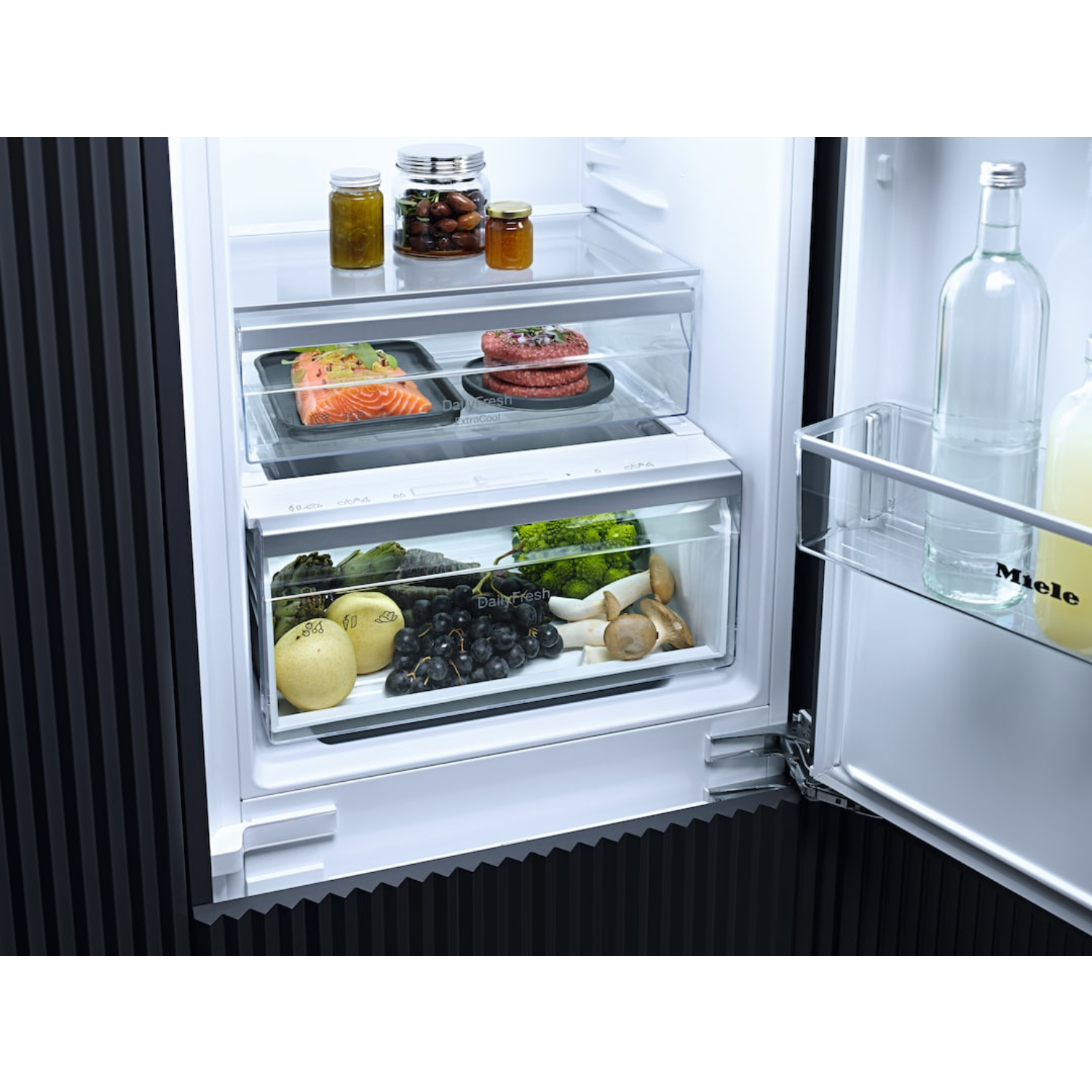 Холодильник встраиваемый Miele KDN 7724 E Active, белый в TehnoAdept