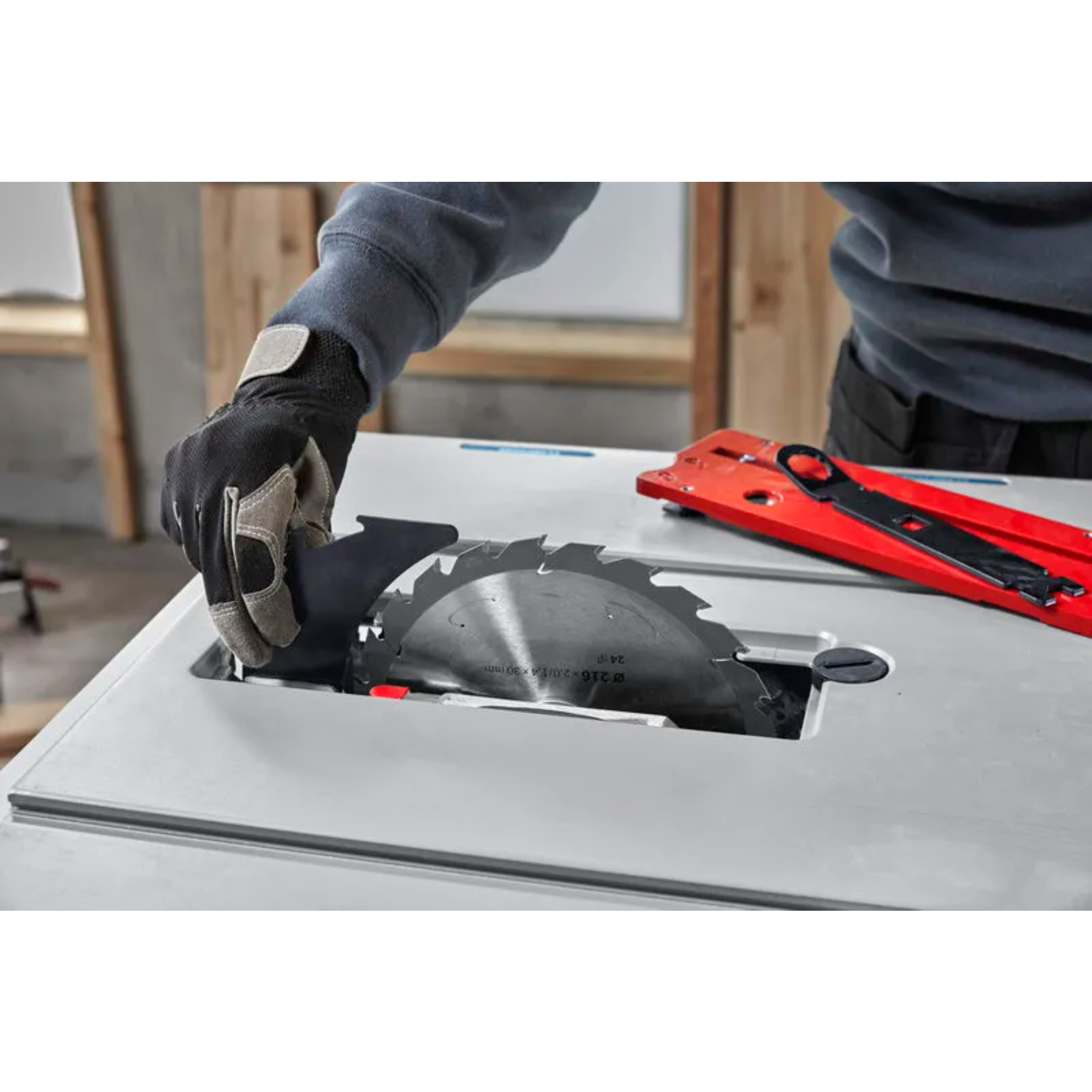 Пила дисковая настольная Bosch GTS 70-216 (0601B30600) в TehnoAdept
